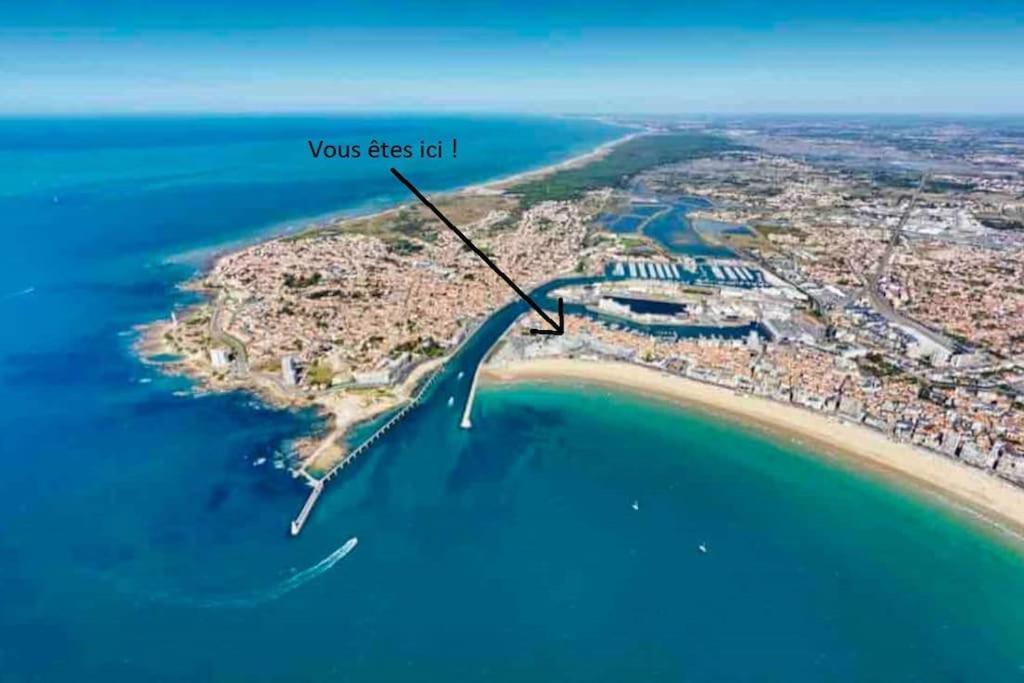 DUPLEX 2* HYPER-CENTRE Style Industriel à 2 pas de la plage + PARKING INCLUS  Les Sables-dʼOlonne Extérieur photo